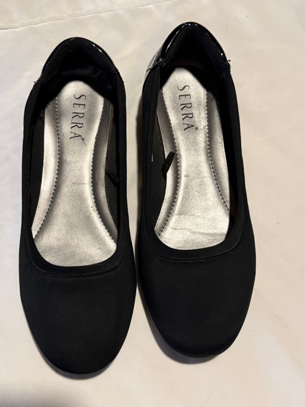 Serra Black Women's Round-Toe Ballet Flats Size 8
